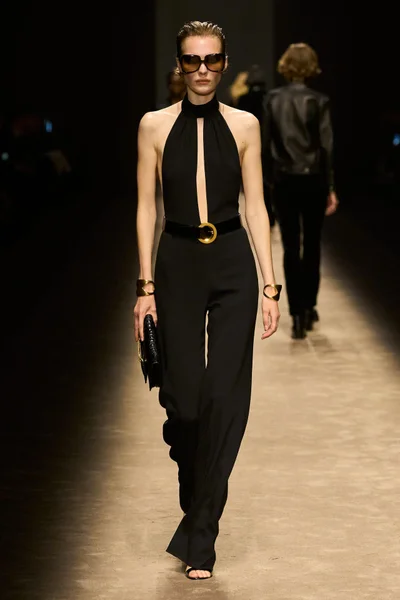 Look 42